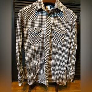 Wrangler Plaid Pearl Snap